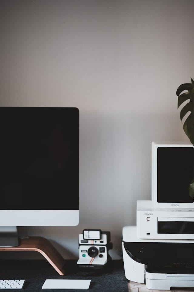 10 Types of Office Equipment That All American Offices Should Have