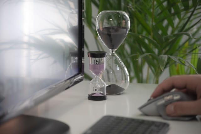10 Proven Ways to Stay Productive While Working from Home